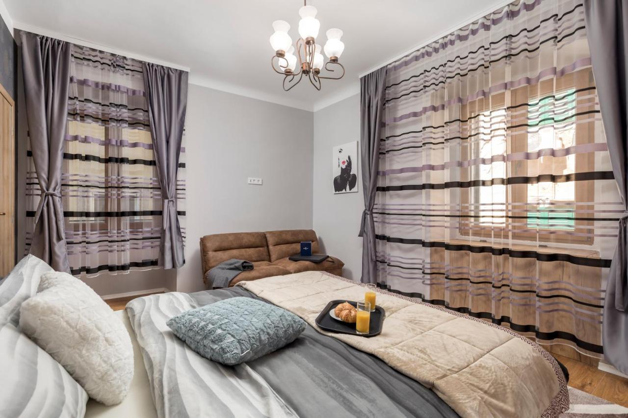 غييكا 4 Season Apartments المظهر الخارجي الصورة