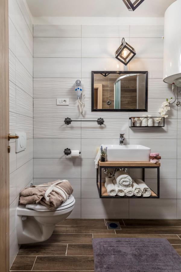 غييكا 4 Season Apartments المظهر الخارجي الصورة